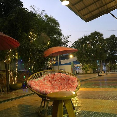 Por Chey Guesthouse Battambang Buitenkant foto