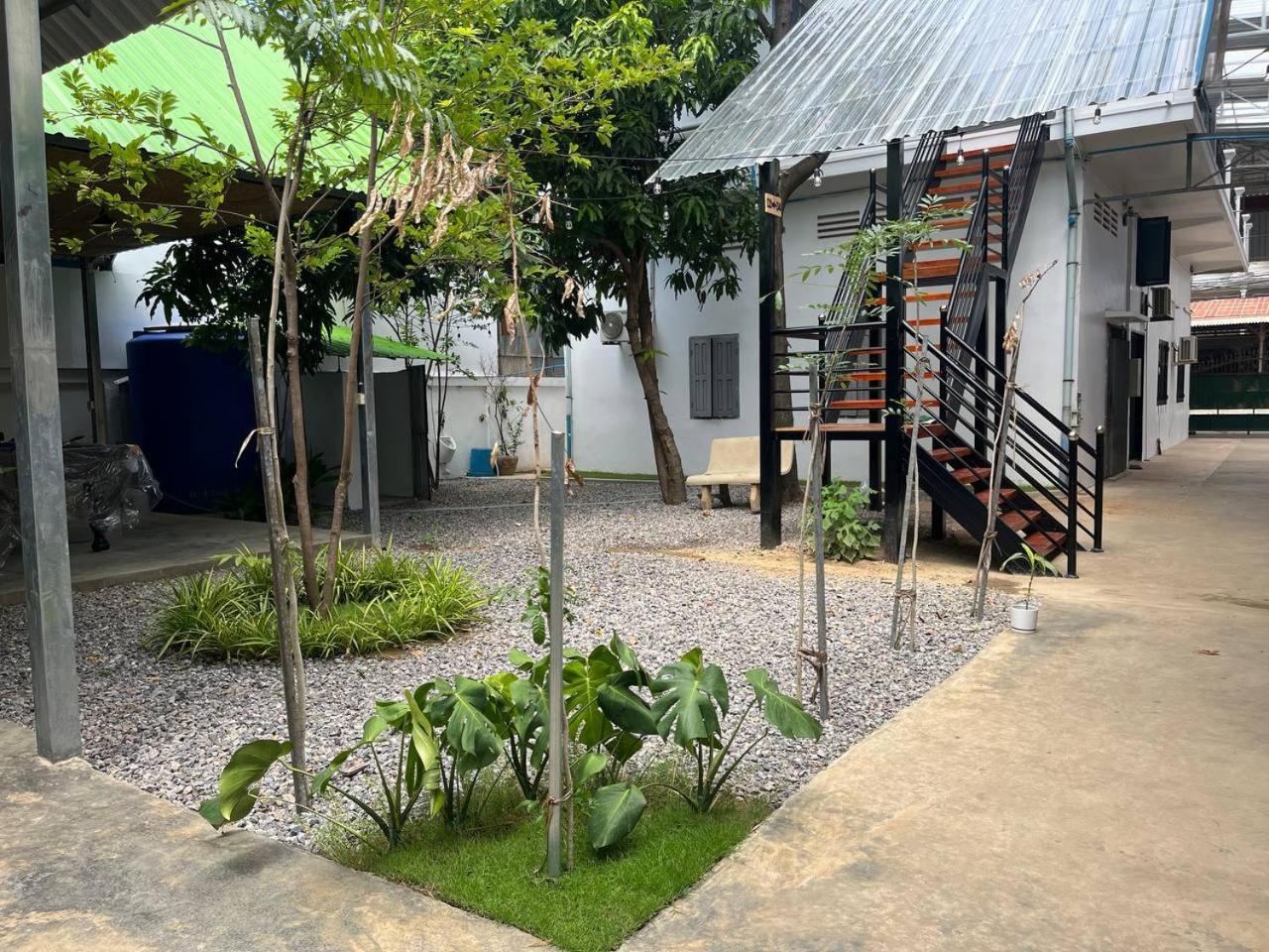 Por Chey Guesthouse Battambang Buitenkant foto
